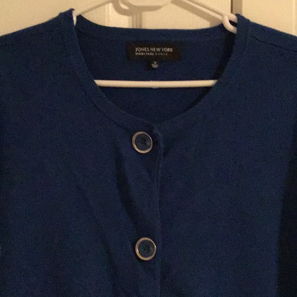 Ladies blue Jones New York knit cardigan